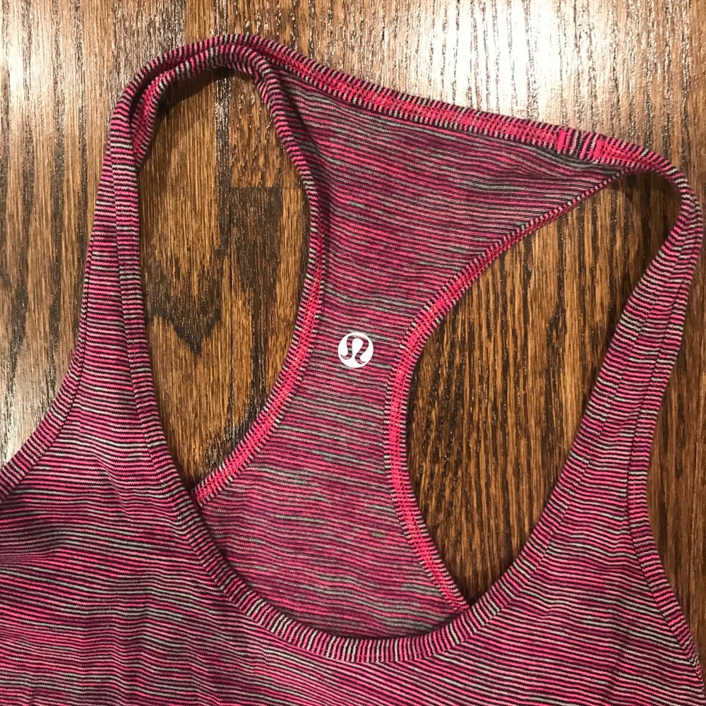 Lululemon tank
